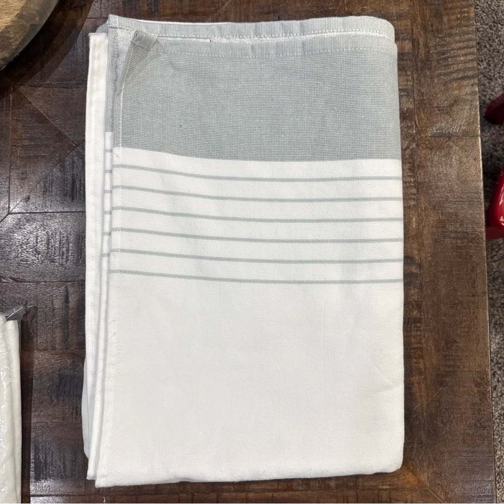 PEACOCK ALLEY Talha Turkish Cotton Oversized Beach Towel 34x64” Grey White NWT
